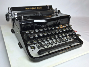 1934-Remington-Rand-Portable-#12018-02-20-17-47-02.jpg