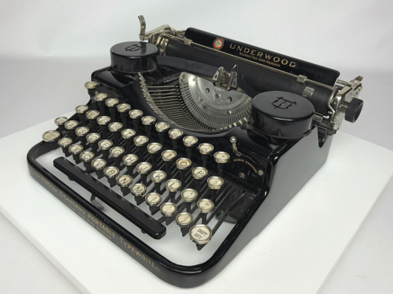 1930-Underwood-Standard-Portable-2018-07-24-15-43-54.jpg