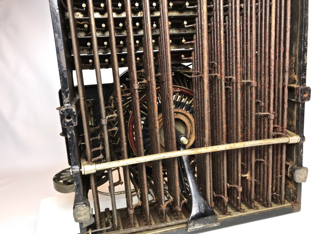 Another view of the type cleaning brush.