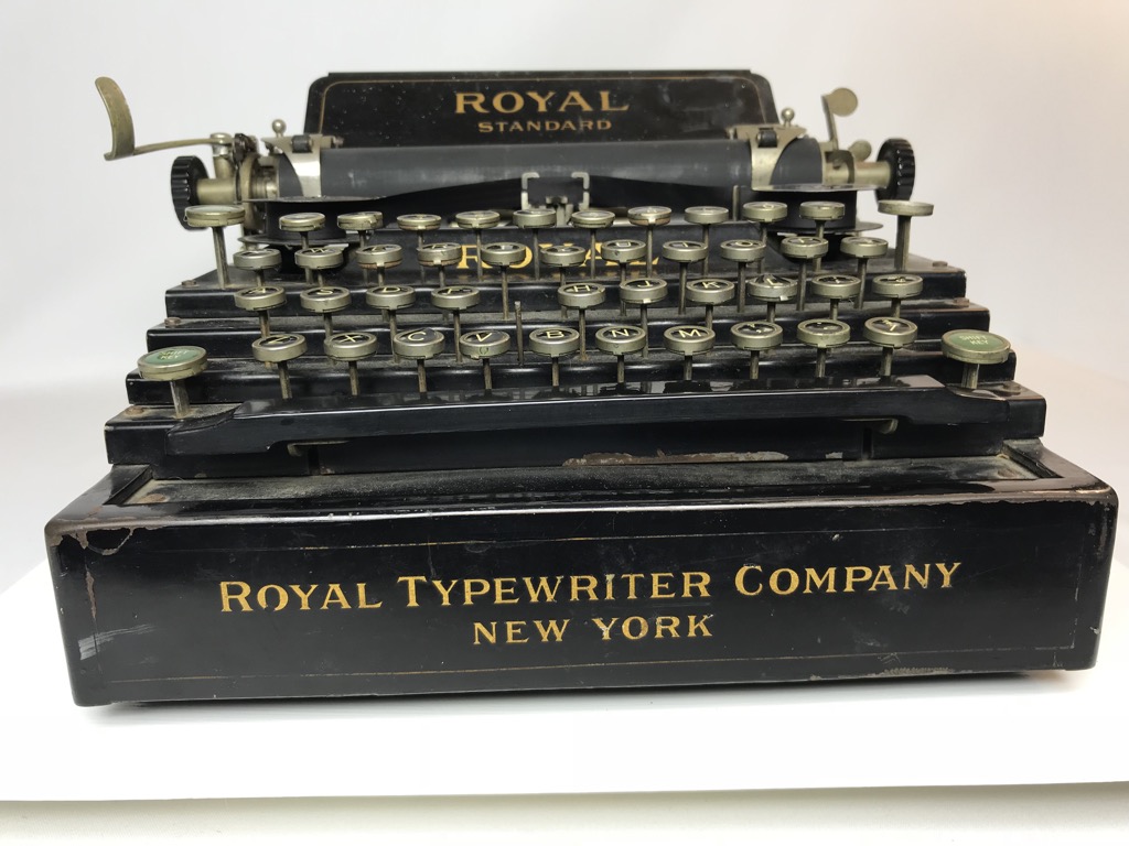 1907 Royal Standard Flatbed