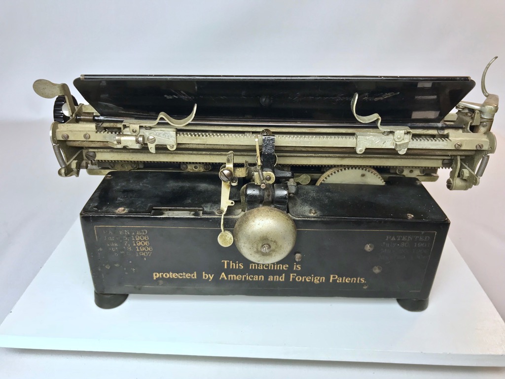 1907 Royal Standard Flatbed