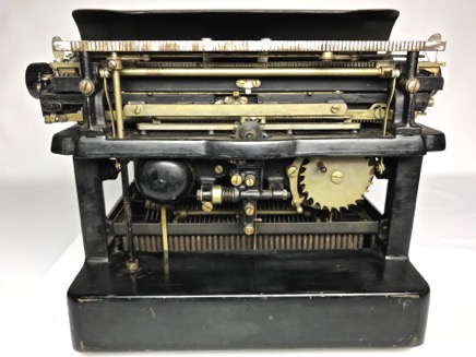 1908-L.C.-Smith-&-Corona-2-2018-04-07-15-01-46.jpg