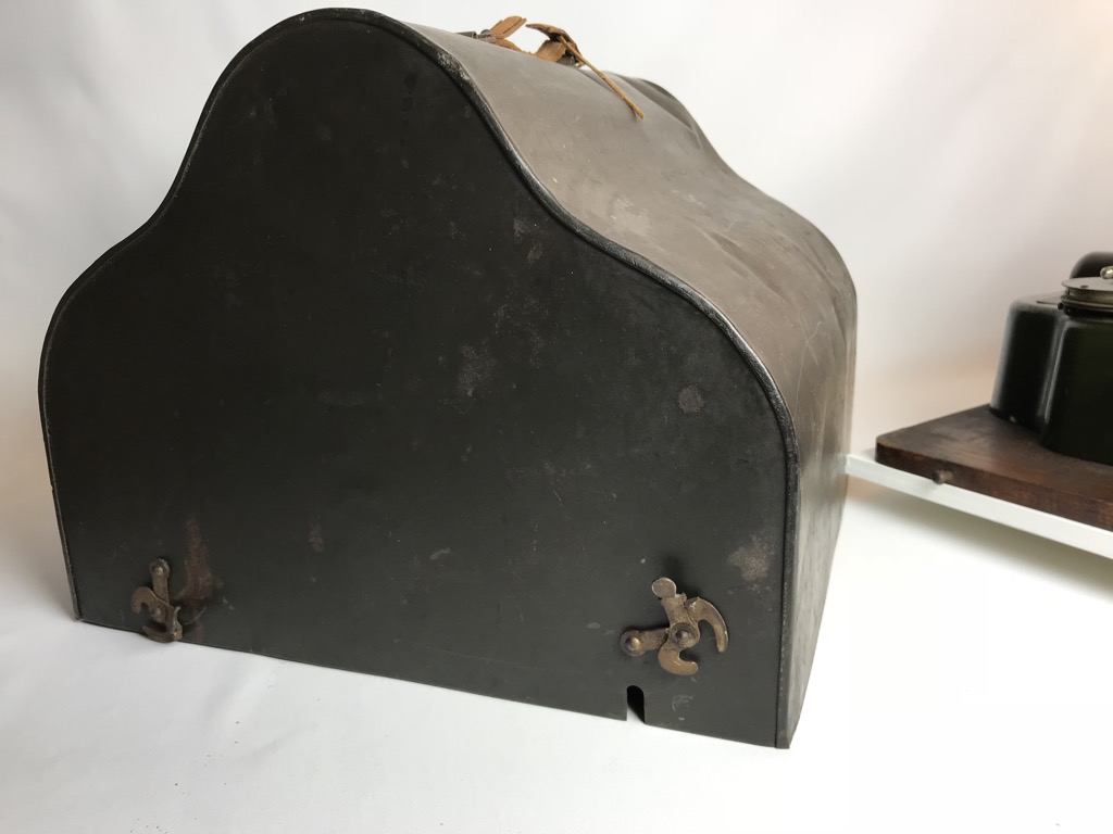 1919 Oliver #9 Case