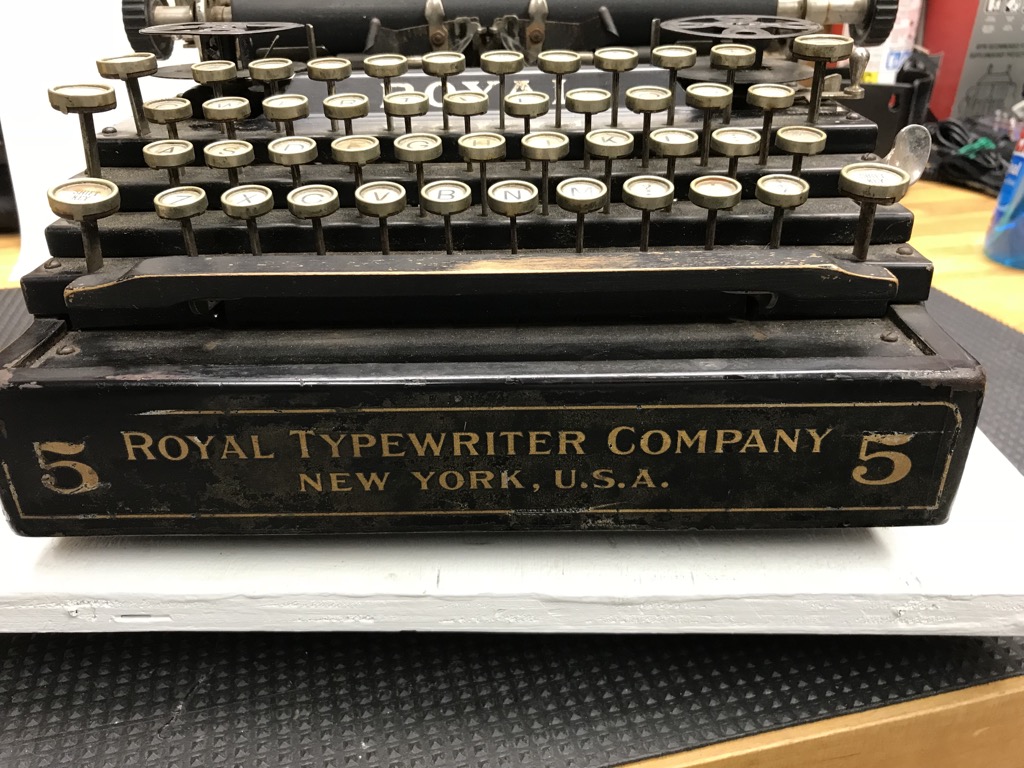 1912 Royal Standard Flatbed #5 sn 126557-5