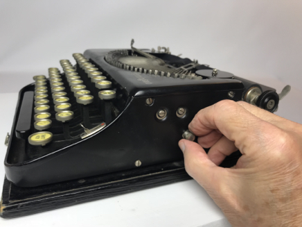 1923-Remington-Portable1-2018-08-21-15-52-48.jpg