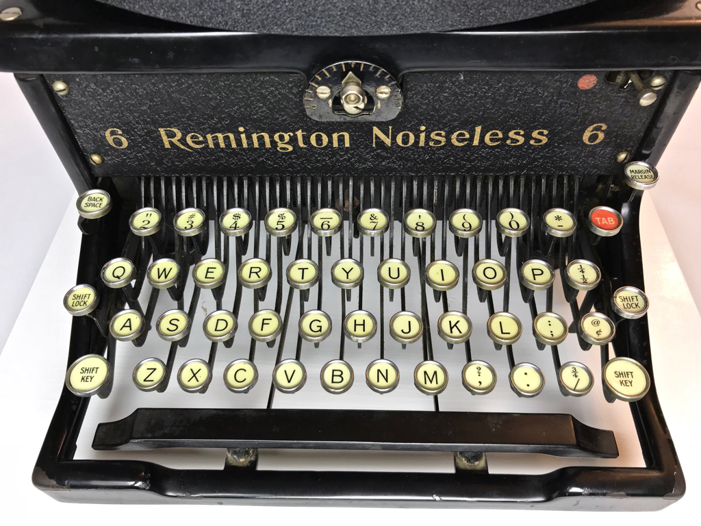 Keyboard of 1924 Remington #6 Noiseless