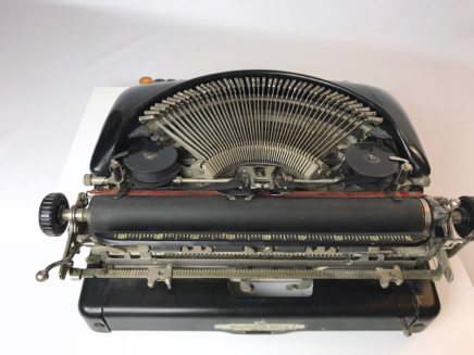 1936-Remington-Portable-Streamline-#52018-07-30-11-06-01.jpg