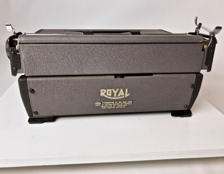 1949RoyalArrowPortable-2018-07-30-14-03-52.jpg