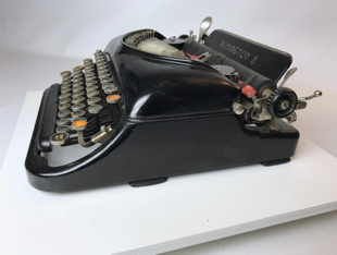 1936-Remington-Portable-Streamline-#52018-07-30-11-05-51.jpg