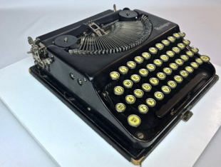 1923-Remington-Portable1-2018-08-21-15-50-06.jpg