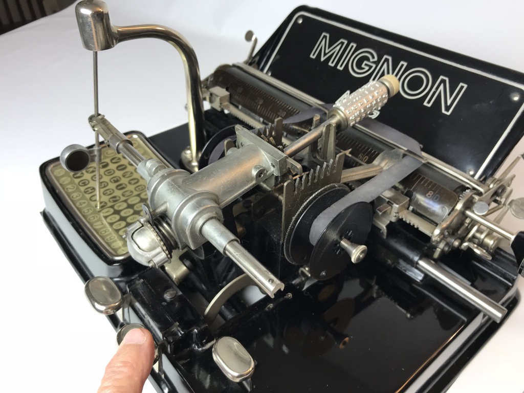 1925 Mignon AEG