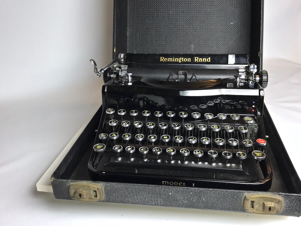 1934 Remington Rand Portable #1 in case