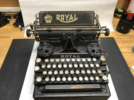 1912-Royal-5-sn-126557-5.jpg